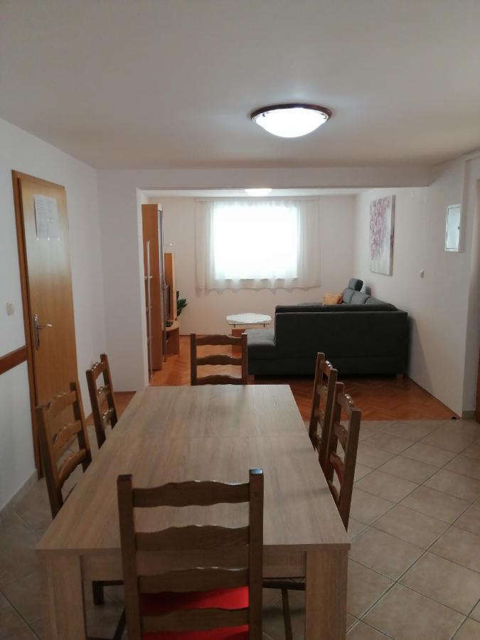 Apartmani Vrljicak Omiš Exterior foto