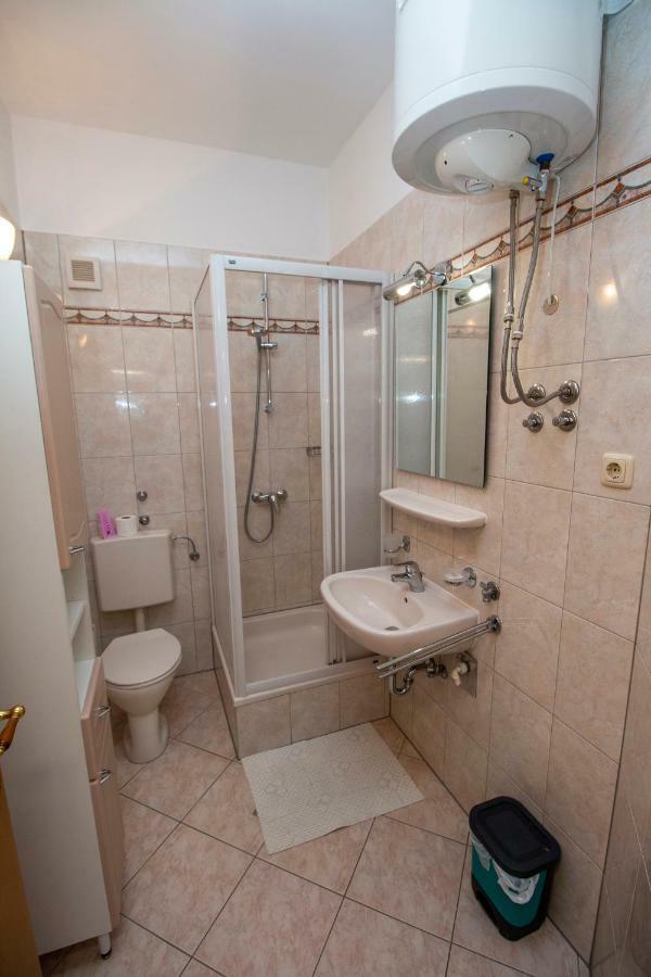 Apartmani Vrljicak Omiš Exterior foto