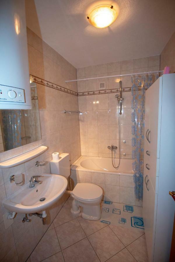 Apartmani Vrljicak Omiš Exterior foto