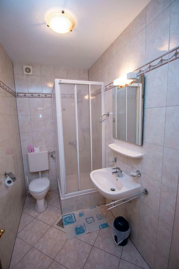 Apartmani Vrljicak Omiš Exterior foto